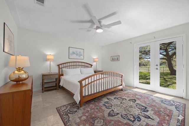 11532 Spicewood PKWY, Austin, TX 78750