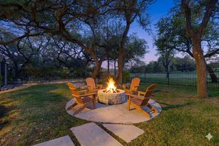 11532 Spicewood PKWY, Austin, TX 78750