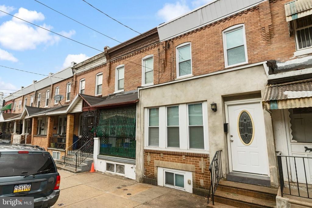 1323 S 30TH ST, PHILADELPHIA, PA 19146 — photo 2