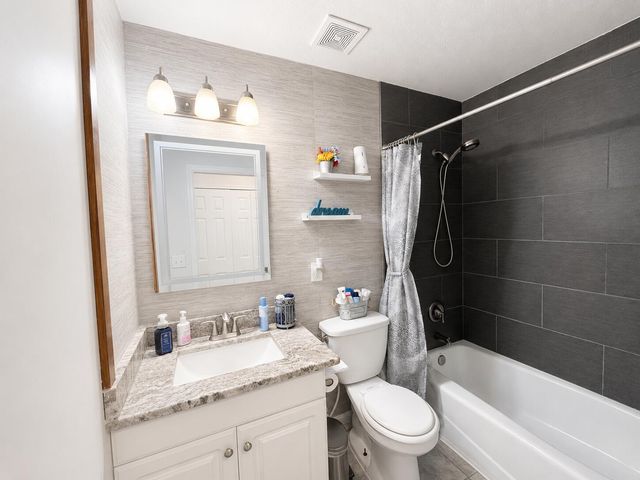 14732 66th Street N, Loxahatchee, FL 33470