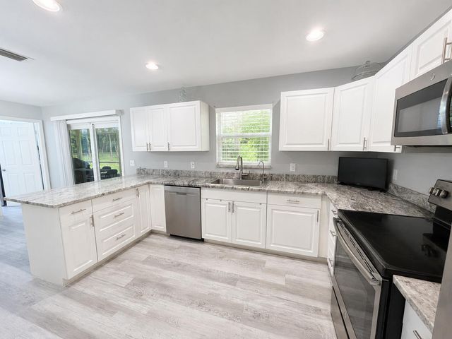 14732 66th Street N, Loxahatchee, FL 33470