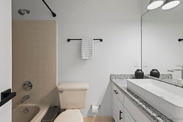 6504 Gloucester Mews, Montgomery, AL 36117