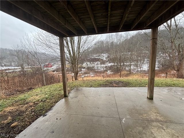 4301 Steubenville Road SE, Amsterdam, OH 43903