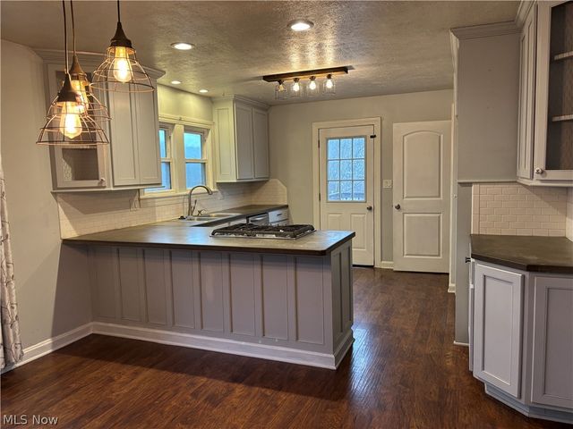 4301 Steubenville Road SE, Amsterdam, OH 43903