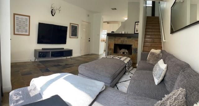 1900 W 36th ST B, Austin, TX 78731
