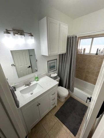 1900 W 36th ST B, Austin, TX 78731