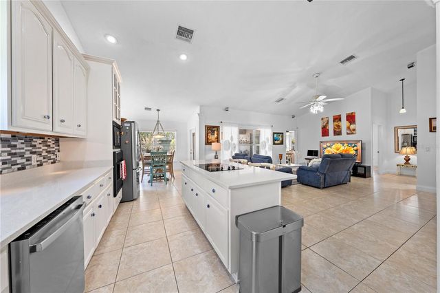 6409 SHORELINE, St Cloud, FL 34771