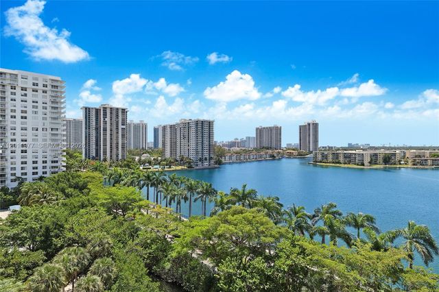 2801 NE 183rd St 912W, Aventura, FL 33160