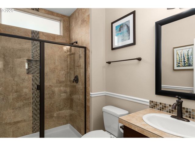 13053 Nw LOMBARDY Dr, Portland, OR 97229