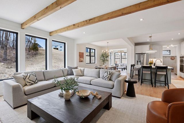 4555 Meadowview Lane, Minnetrista, MN 55331