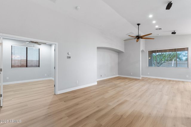 10361 W FOOTHILL Drive, Peoria, AZ 85383
