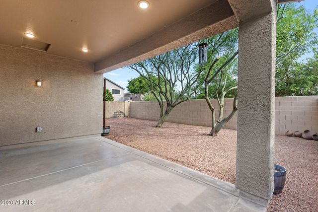 10361 W FOOTHILL Drive, Peoria, AZ 85383