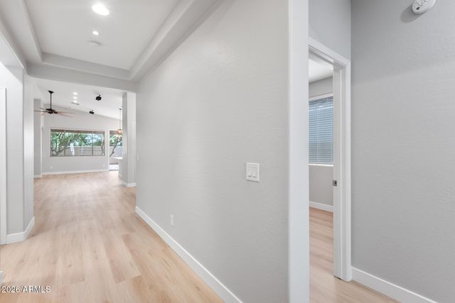 10361 W FOOTHILL Drive, Peoria, AZ 85383