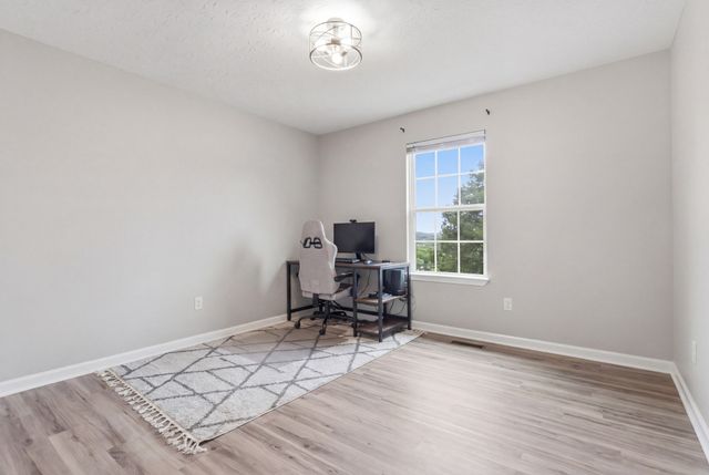 123 Vivian Ln, Carthage, TN 37030