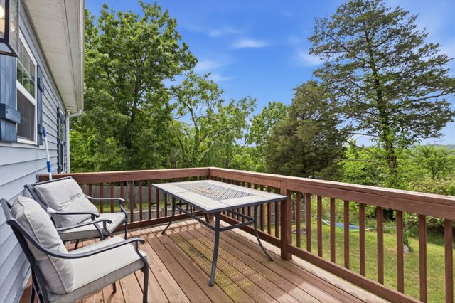 123 Vivian Ln, Carthage, TN 37030