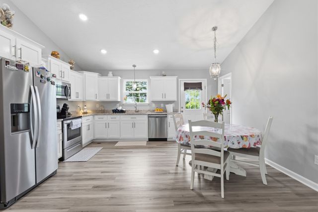 123 Vivian Ln, Carthage, TN 37030