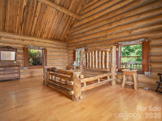 220 Mica Mine Road, Waynesville, NC 28786