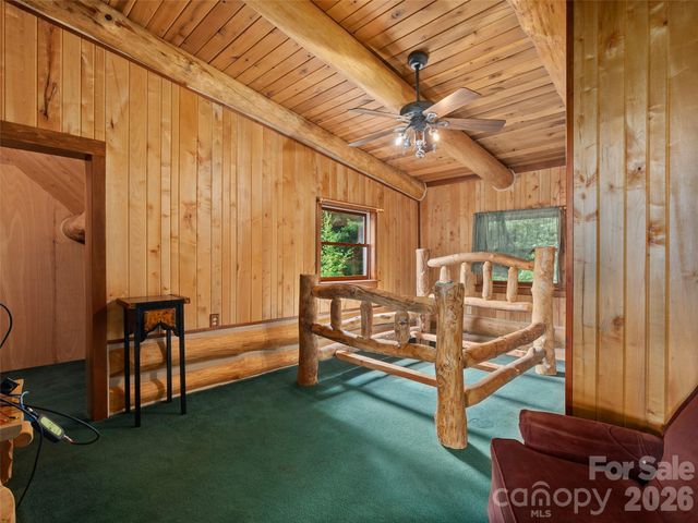 220 Mica Mine Road, Waynesville, NC 28786
