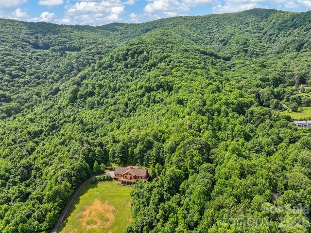 220 Mica Mine Road, Waynesville, NC 28786