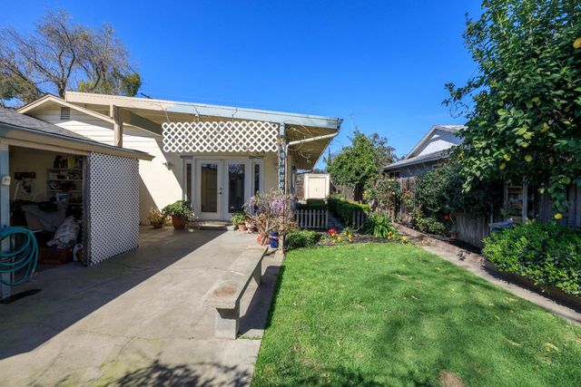 1618 Linwood Dr, Modesto, CA 95350