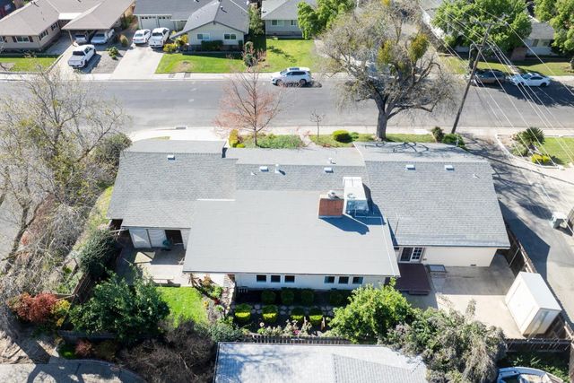 1618 Linwood Dr, Modesto, CA 95350