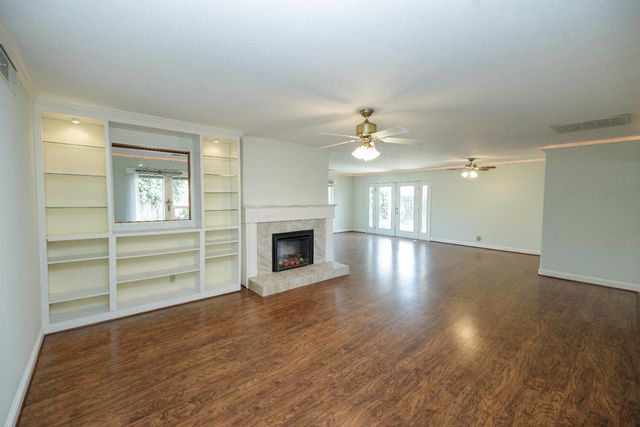 1618 Linwood Dr, Modesto, CA 95350