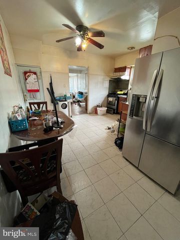 5135 F ST, Philadelphia, PA 19124