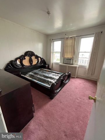 5135 F ST, Philadelphia, PA 19124
