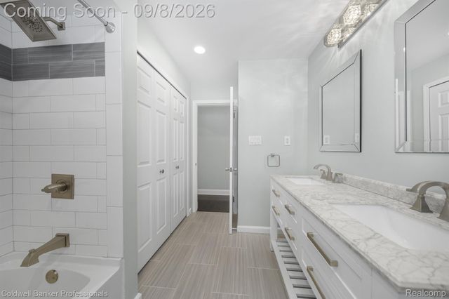 4121 ECHO Road, Bloomfield Charter Township, MI 48302