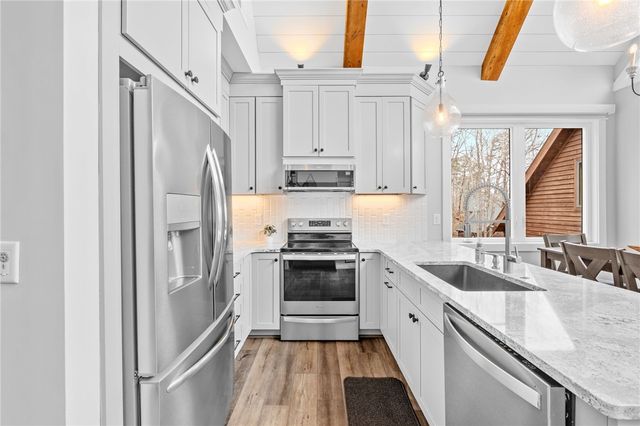 113 Knots Lane, Six Mile, SC 29682