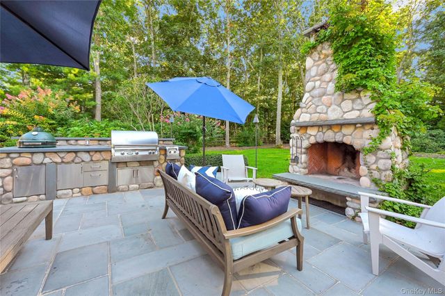 1600 Pine Tree Road, Cutchogue, NY 11935