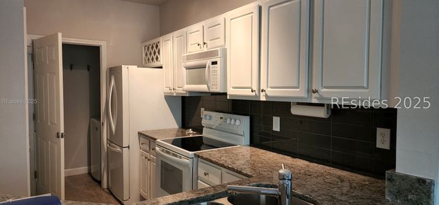 4 Indigo Run Dr Apt 1811, Hilton Head Island, SC 29926