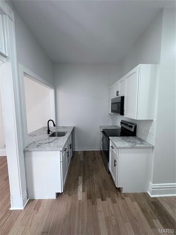 2422 McNair Avenue, St Louis, MO 63104