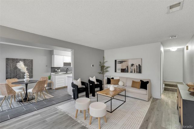 9867 Croke Drive, Denver, CO 80260