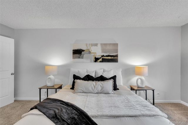 9867 Croke Drive, Denver, CO 80260