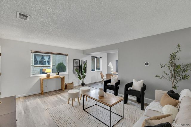 9867 Croke Drive, Denver, CO 80260