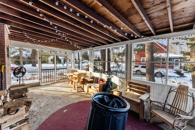 19 Sheffield Road, Glenville, NY 12302