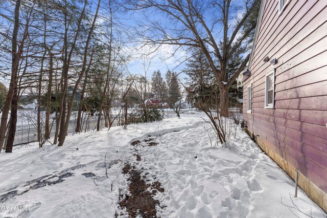 19 Sheffield Road, Glenville, NY 12302