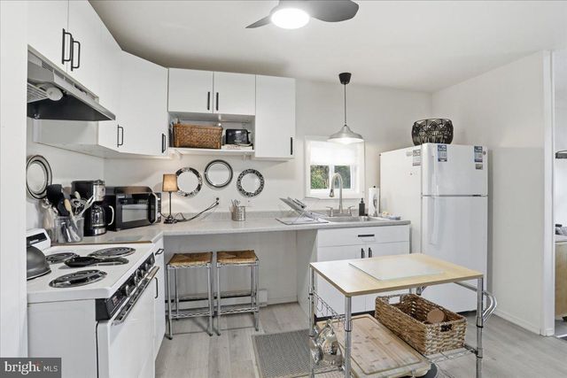 319 GOKEY LN, Great Cacapon, WV 25422