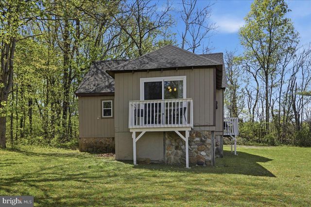 319 GOKEY LN, Great Cacapon, WV 25422