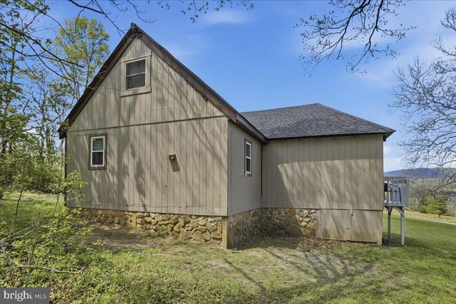 319 GOKEY LN, Great Cacapon, WV 25422