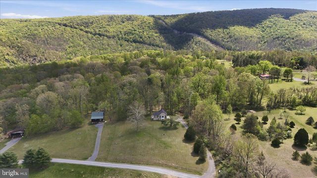 319 GOKEY LN, Great Cacapon, WV 25422