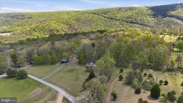319 GOKEY LN, Great Cacapon, WV 25422