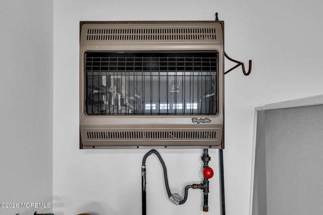 104 Silverlawns Drive, Lakewood, NJ 08701