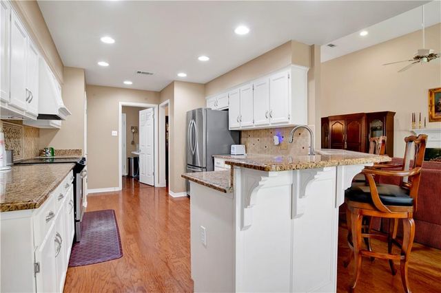 6109 Lennox Place, Mobile, AL 36693