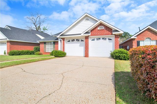 6109 Lennox Place, Mobile, AL 36693