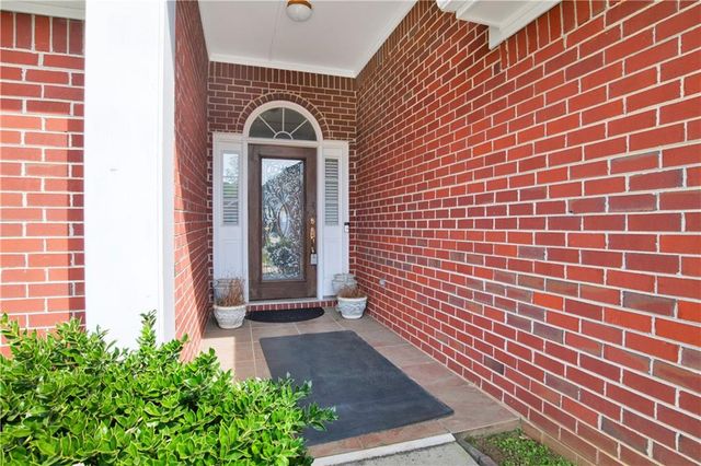 6109 Lennox Place, Mobile, AL 36693