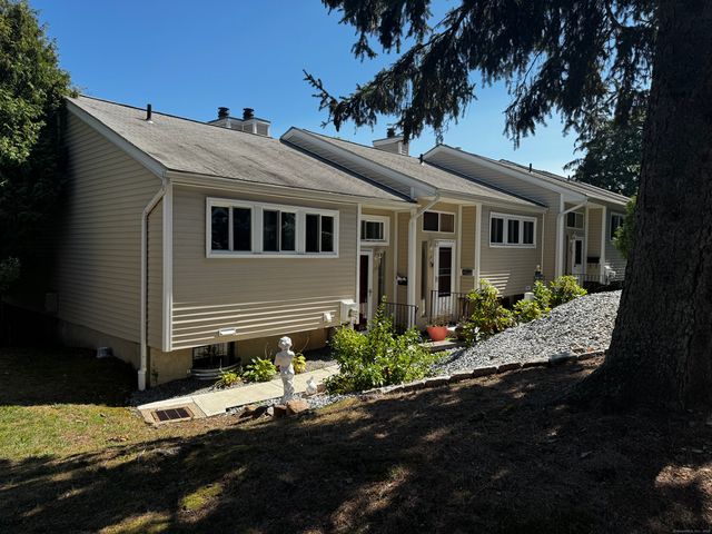 136 Shepard Avenue 136, Hamden, CT 06514