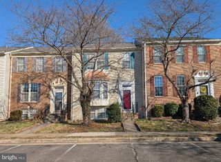 6504 SHARPS DR, Centreville, VA 20121