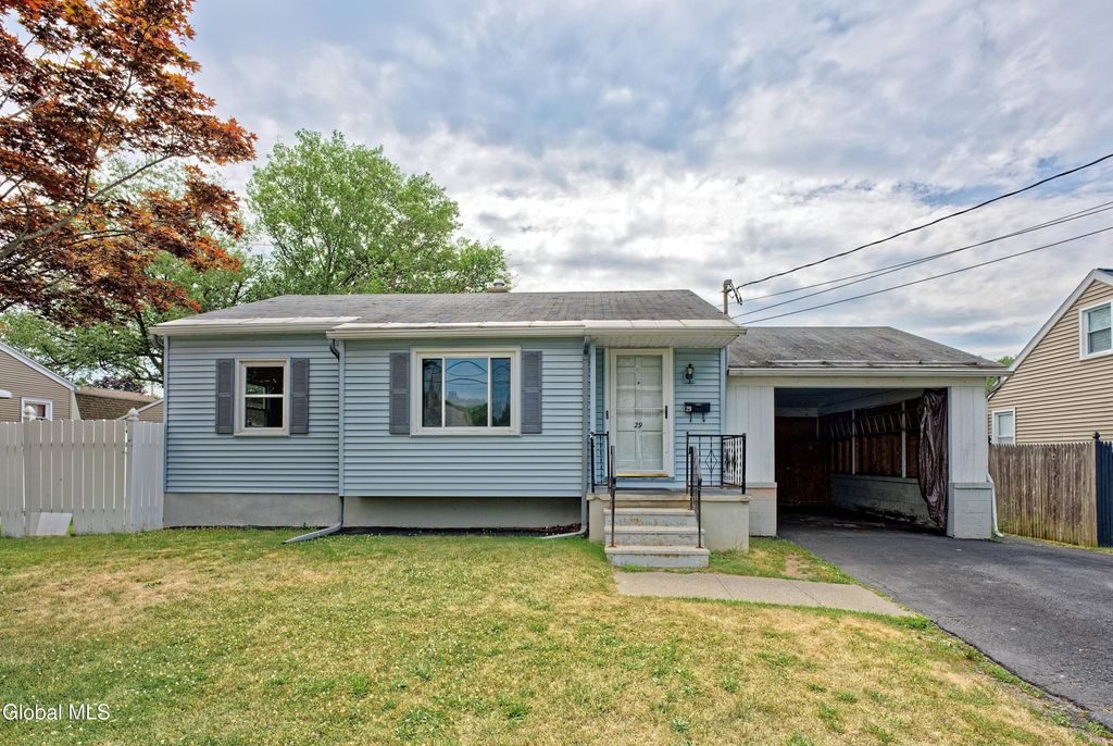 29 Rooney Avenue, Colonie, NY 12205